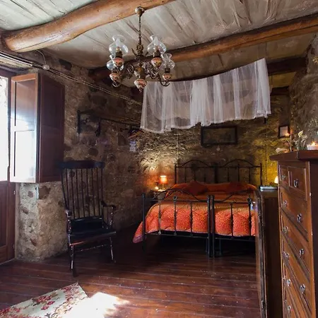 Sleeps 7 * Brienza